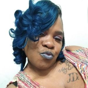 Meet your Posher, Tonya m